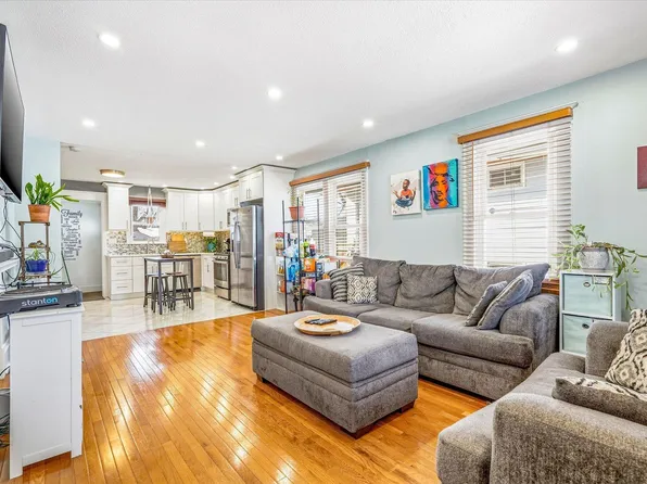 1108 45th Ave NE, Columbia Heights, MN 55421