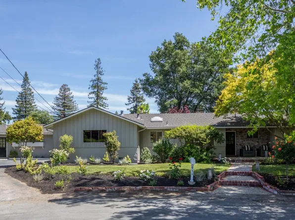 939 Carmel Ct, Los Altos, CA 94022