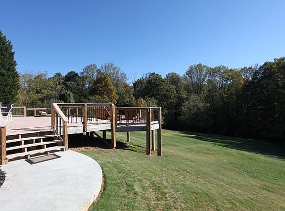 3rd image of 5045 Hyde Way