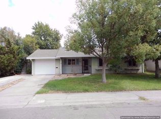 6832 Stoneman Dr, North Highlands, CA