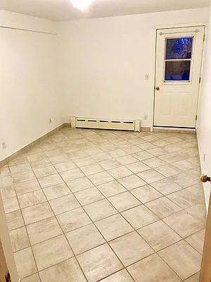 Rented by Voro, LLC | media 38