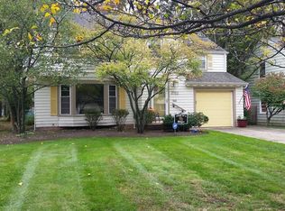 3702 Fenley Rd, Cleveland Heights, OH 44121