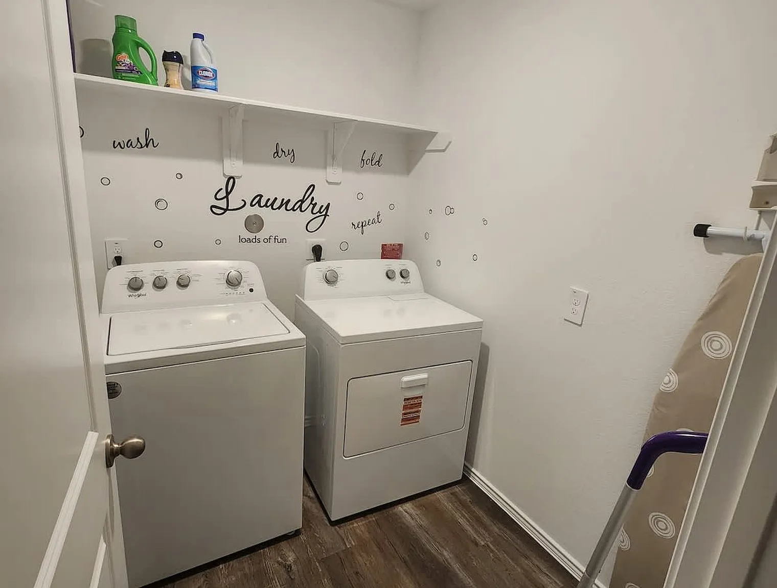 3 bed, 2.0 bath, $3,238 — Photo 4