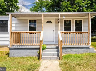 138 W Stuart St, New Market, VA 22844