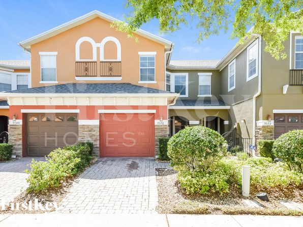 9576 Silver Buttonwood St