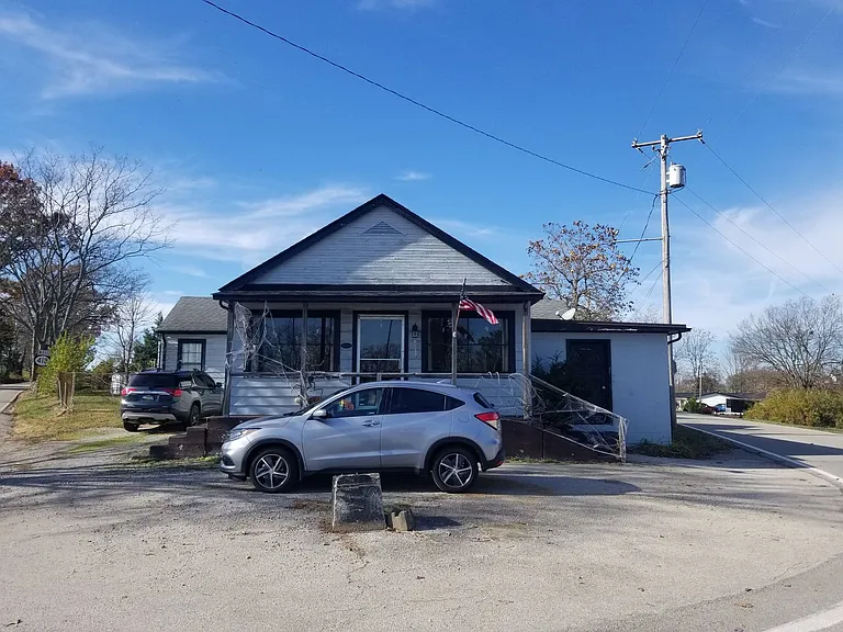 6611 Combs Ferry Rd — Photo 4