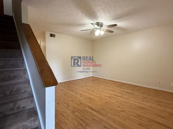 3 Cliffview Dr SE APT 1, Rome, GA 30161