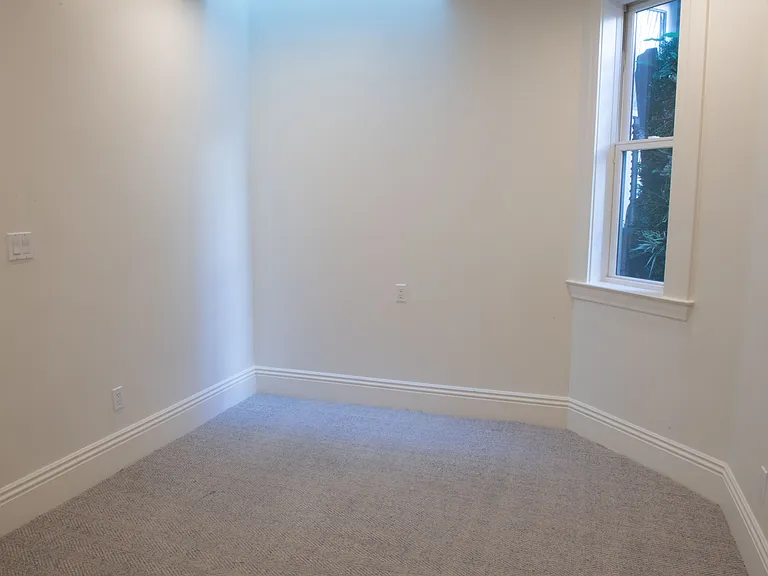 1045 Sanchez St — Photo 22