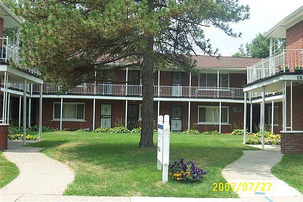 Greenfield Court Apartments