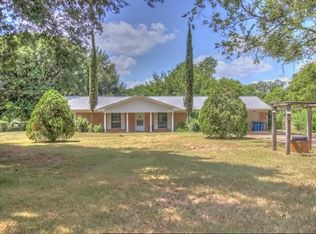 475 Rusk Ave, Wells, TX 75976