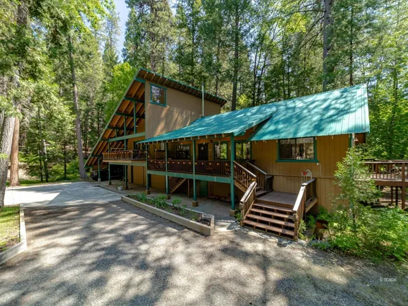 200 Coffee Creek Rd, Trinity Center, CA 96091
