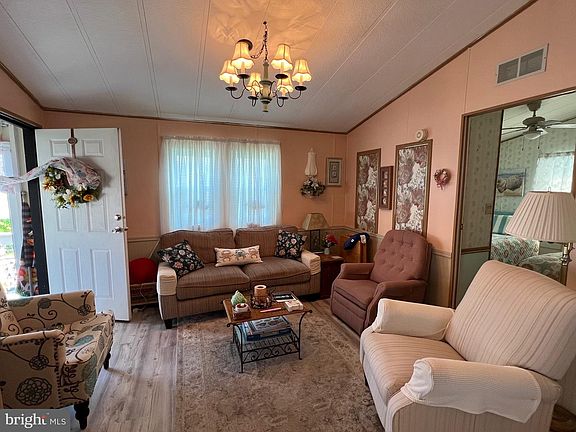 4th image of 8581 N Longboat Way