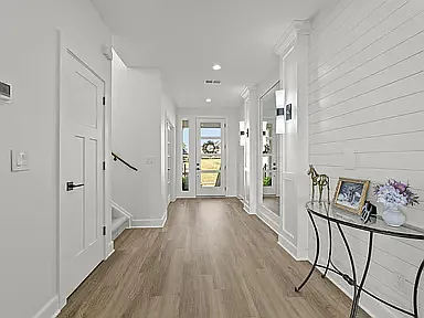 804 Shelburne Way — Photo 5