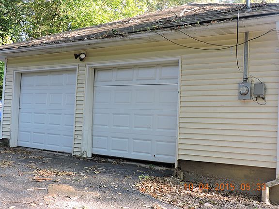 2 car garage