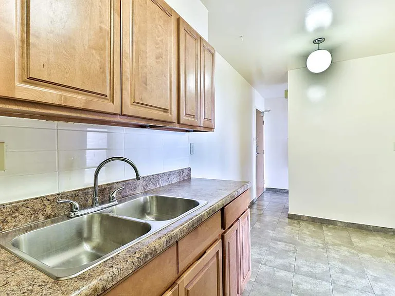20 Carabob Ct — Photo 17