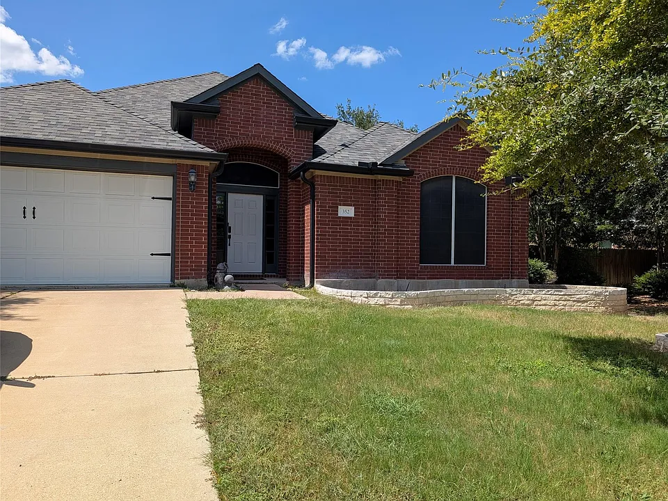 352 Sweet Gum