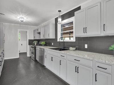 303 E Fairlane Dr, Longview, TX, 75604