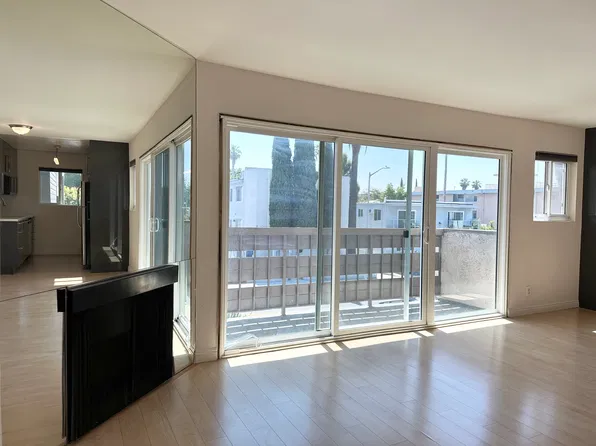 1021 N Crescent Heights Blvd APT 203, West Hollywood, CA 90046
