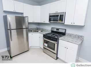 7548 S Colfax Ave, Chicago, IL 60649