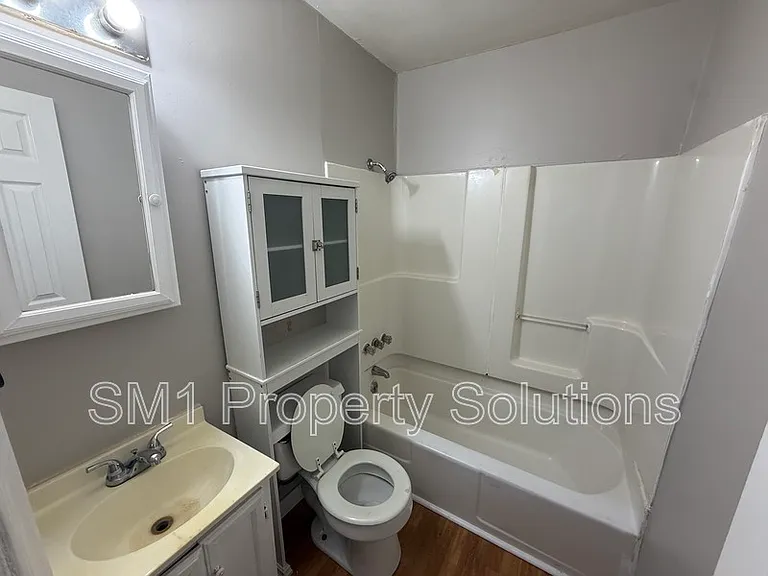 1036 Nancy Ln SE — Photo 8