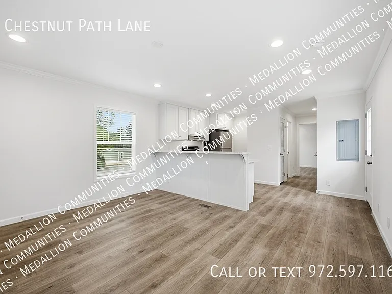 7 Chestnut Path Ln — Photo 18