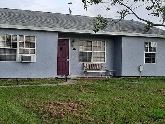 2nd image of 1926 SE Dranson Cir