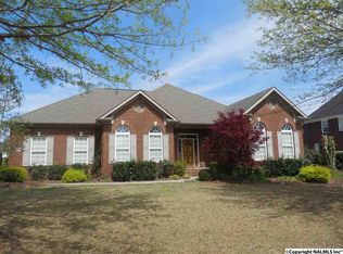 2868 Hampton Cove Way SE, Owens Cross Roads, AL 35763