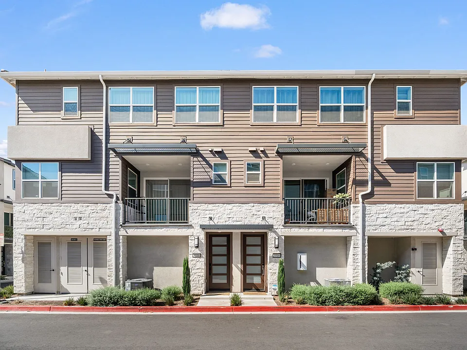 3516 E Indigo Prado