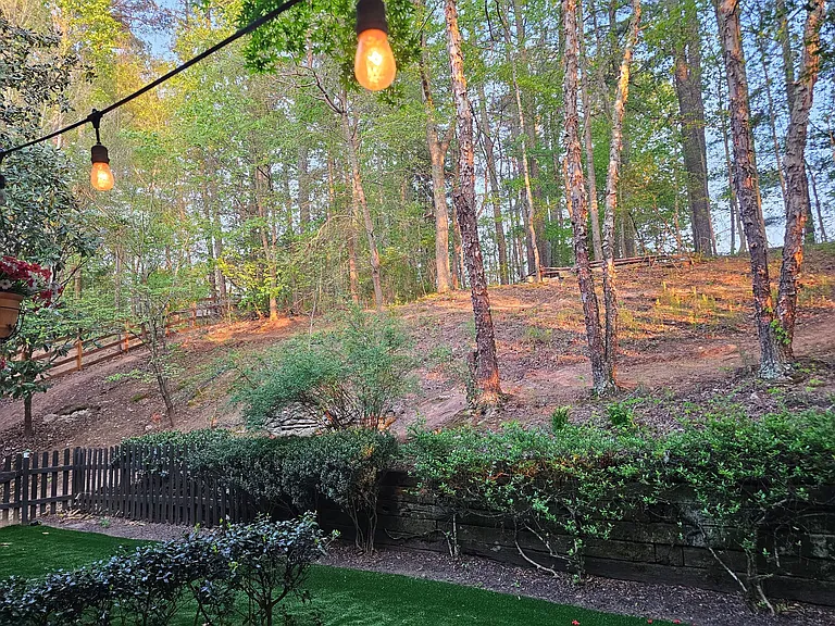2319 Standing Peachtree Ct NW — Photo 9