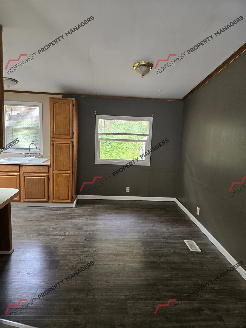 r267a Skyview — Photo 4