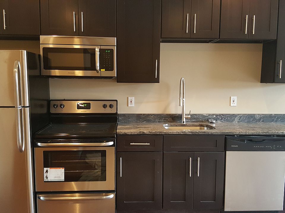 1st image of 2419 Frankford Ave