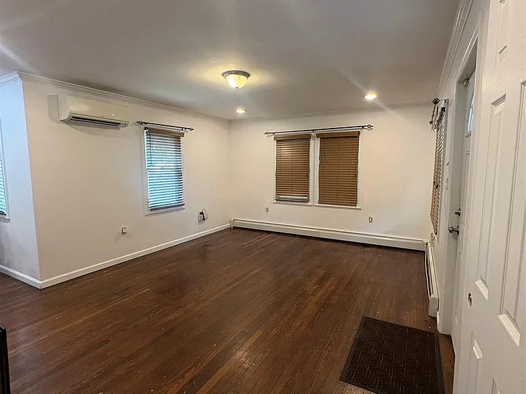 125 Washington Ave — Photo 14