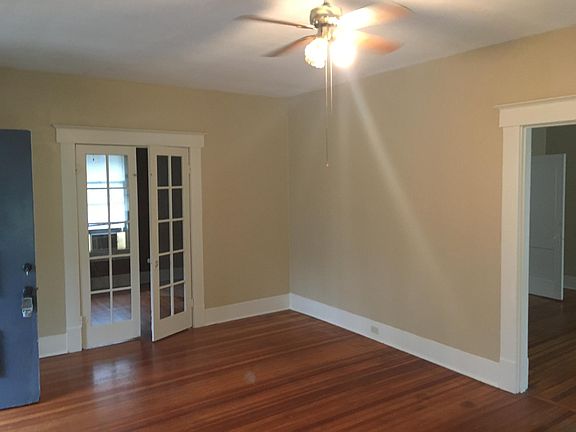 4th image of 2435 Pinehurst Blvd