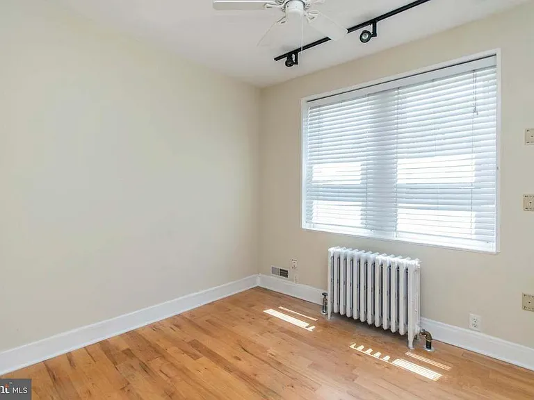 3258 Wellington St #3 — Photo 4
