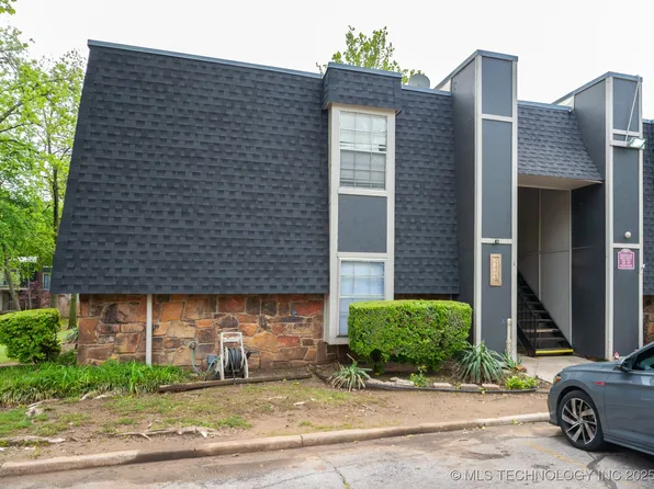 4424 E 68th St Unit 380, Tulsa, OK 74136