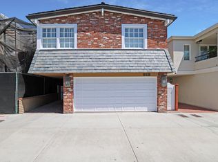 912 E Balboa Blvd, Newport Beach, CA 92661