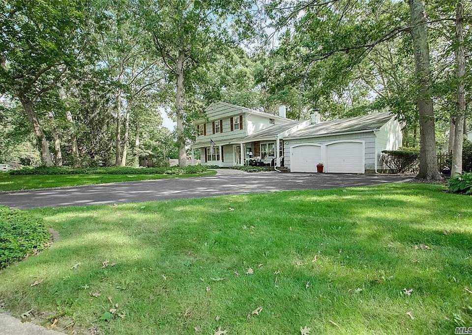 1st image of 9 Canterbury Dr