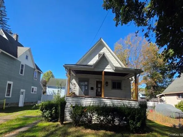 107 CENTER Street, Call Listing Agent, NY 14892