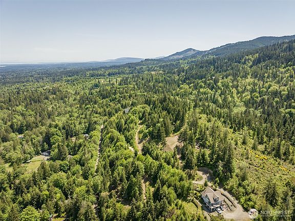 4th image of 400 Harbor View Drive