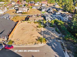 2165 Fir St, North Bend, OR