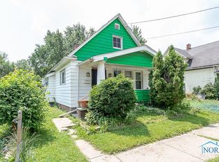 1027 Avondale Ave, Toledo, OH 43607
