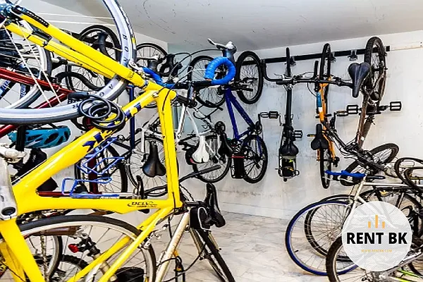 Rented by RENTBK LLC | media 10