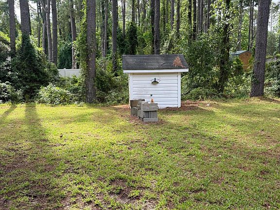4th image of 322 Water Oak Court NW