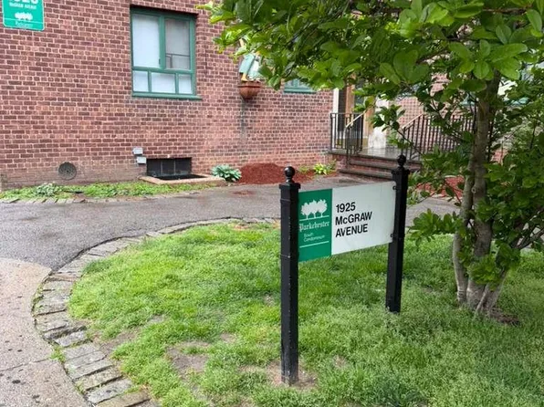 1925 McGraw Ave, Bronx, NY 10462