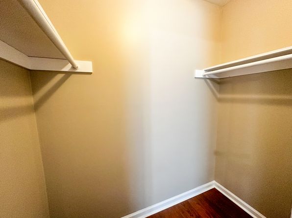 406 S Walton Ave #5, Benson, NC 27504