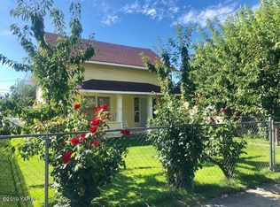 1214 Jefferson Ave, Yakima, WA