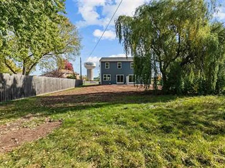 1459 Harrison St — Photo 9
