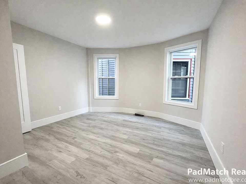 2nd image of 23 Mount Vernon St APT 1