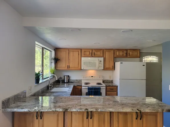 18710 Fernwood Dr, Lenore, ID 83541