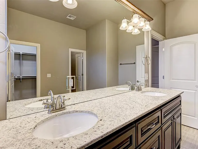 2809 Tranquilo Ln — Photo 39